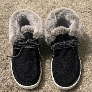 NWOT Hey Dude Britt Fur-Lined Shoes